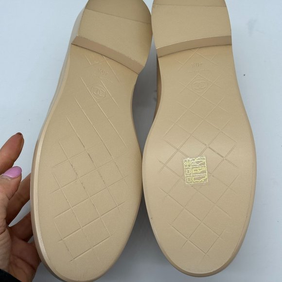 CHANEL 24C Leather Quilted Tab Turn Lock Turnlock CC Loafer Moccasin Flat Shoes - Picture 10 of 11